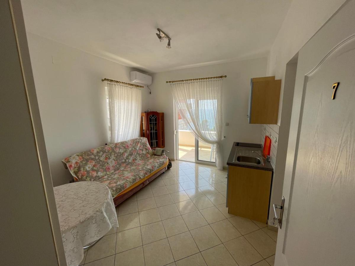Apartments Rozela Ulcinj Exterior photo